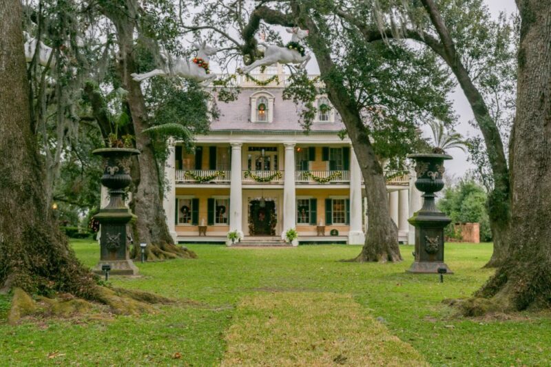 From New Orleans: Swamp Airboat, 2 Plantation Tours & Lunch - Activity Details