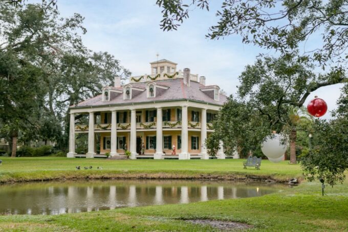 From New Orleans: Swamp Airboat, 2 Plantation Tours & Lunch - Restrictions and Limitations