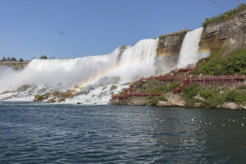From New York City: Niagara Falls & 1000 Islands 3-Day Tour - Meeting Point