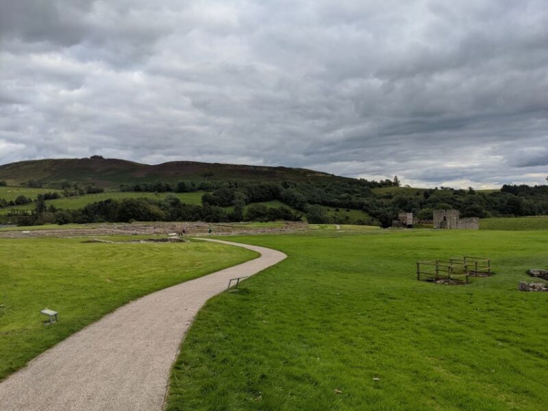 From Newcastle: Hadrians Wall Day Tour - See Milecastles and Geography