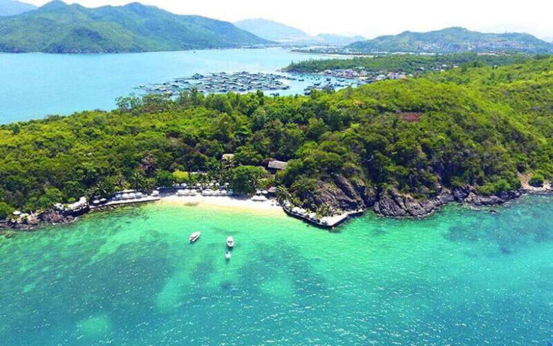 FROM NHA TRANG: LUXURY 3- ISLAND TOUR WITH LUNCH - Key Points