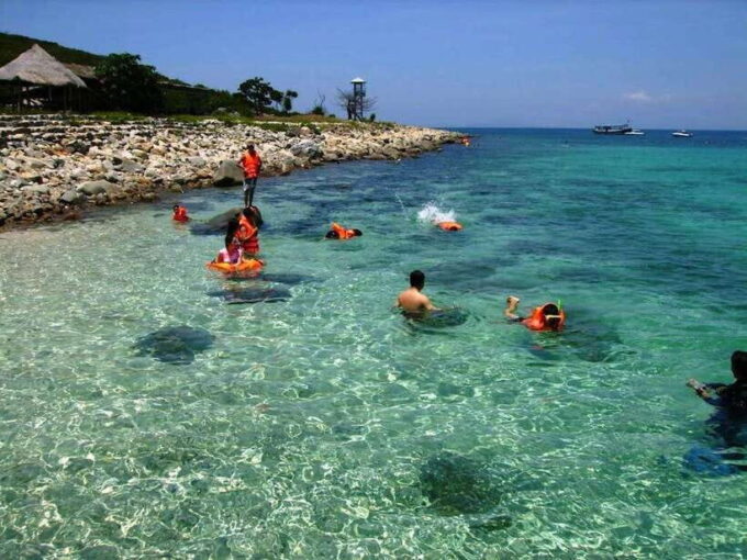 FROM NHA TRANG: LUXURY 3- ISLAND TOUR WITH LUNCH - Exploring Tranh Island