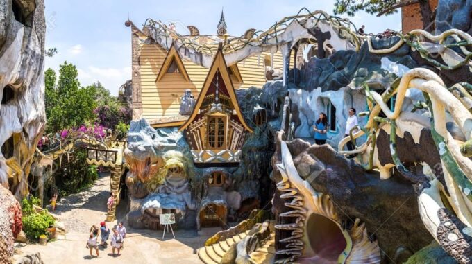 From Nha Trang: Visit Da Lat 1 Day - Crazy House and Tuyen Lam Lake