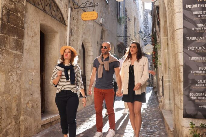 From Nice: Nice Old Town, Cannes and Antibes - Historic Quarters in Cannes