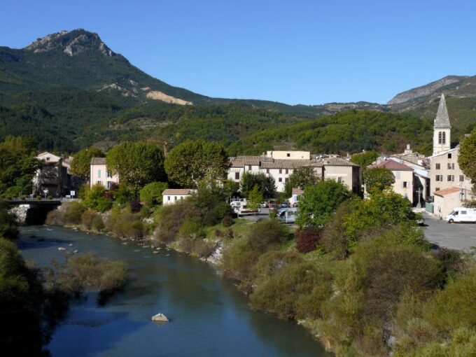 From Nice: Verdon Gorge Full-Day Tour - Transportation and Guides
