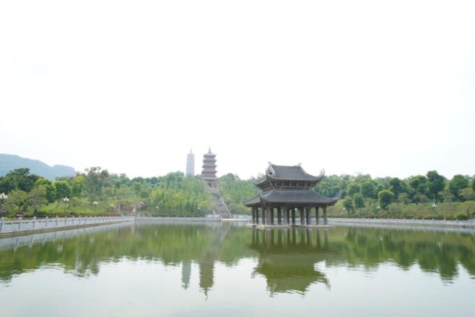 From Ninh Binh: Bai Dinh-Trang An-Mua Cave With Buffet Lunch - Buffet Lunch Details