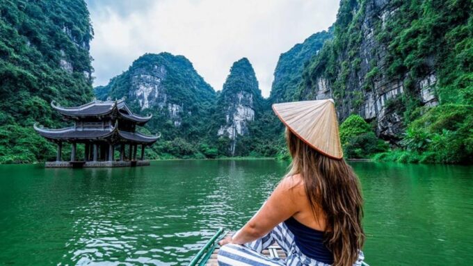 FROM NINH BINH: HOA LU – CYCLING - TAM COC –MUA CAVE - Sightseeing Experiences
