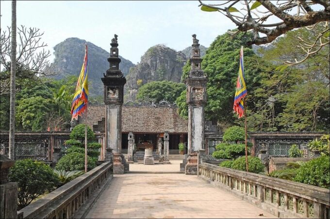 From Ninh Binh : Hoa Lu , Trang An, and Mua Cave Day Tour - Pickup From Ninh Binh Hotel
