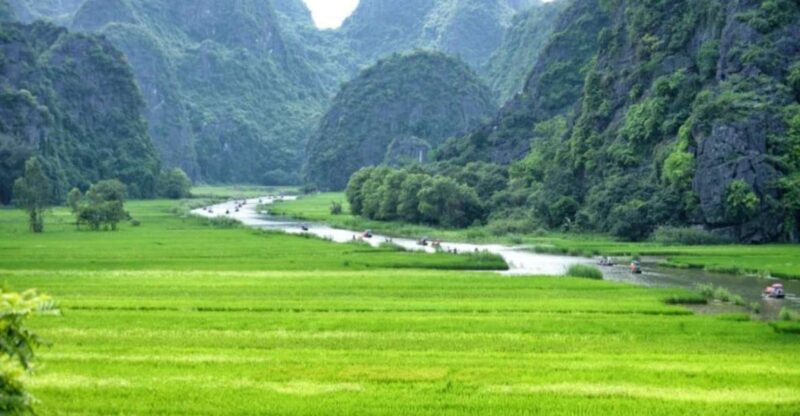 From Ninh Binh: Hoa Lu, Trang An, & Mua Cave Full Day - Exploring Hoa Lu