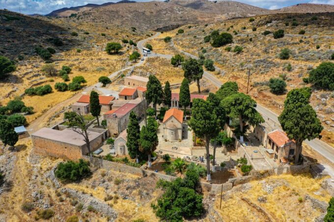 From Northern Crete: Full-Day Guided Sightseeing Tour by Van - Important Packing Recommendations