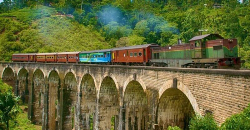 From Nuwara Eliya: Ella Rock, 9 Arch Bridge, & Little Adams - Itinerary Highlights