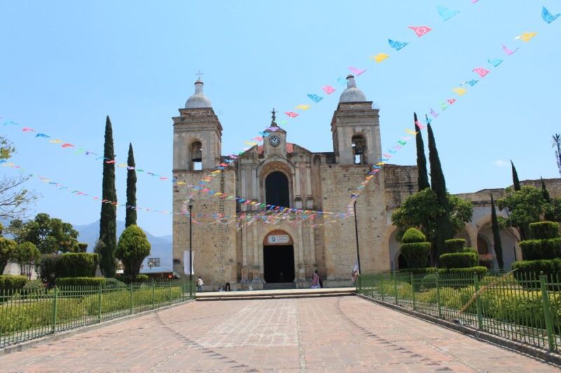 From Oaxaca: San Agustín Etla Quesillo and Papermaking Tour - Local Papermaking