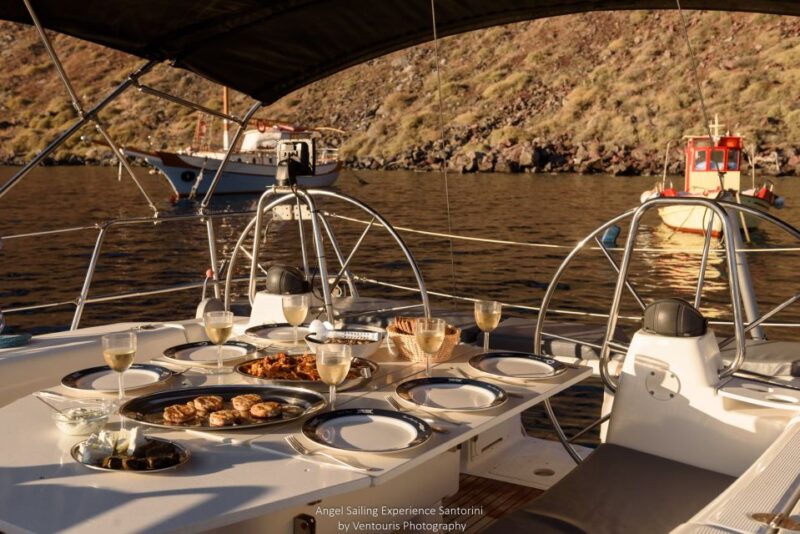From Oia: Private Sailing Day Trip to Therasia & Lunch - Caldera Sightseeing