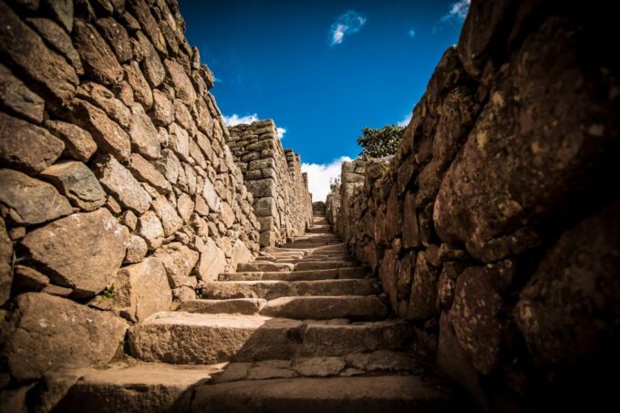From Ollantaytambo: 2-day Machu Picchu Tour - Guided Tour of Machu Picchu