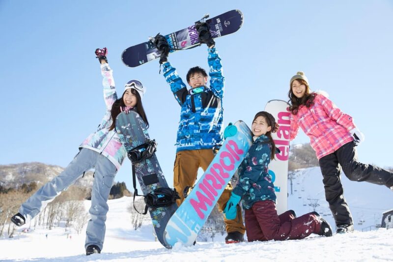 From Osaka: Kansai Largest Oku-Ibuki Ski Resort Day Tour - Resort Highlights