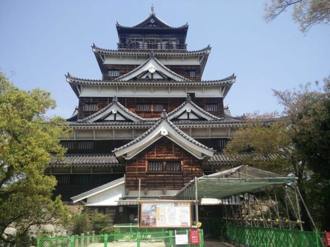 From Osaka/Kyoto: Hiroshima & Miyajima Private Guided Tour - Visiting the Enchanting Miyajima Island