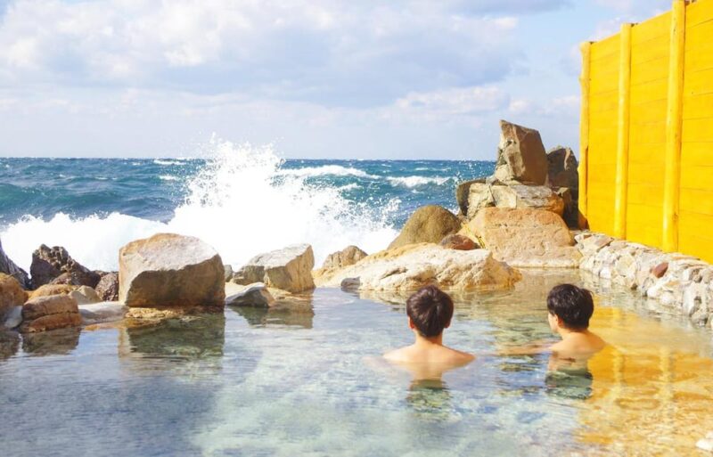 From Osaka: Shirahama Onsen, Toretore Market Full-day Tour - Key Points