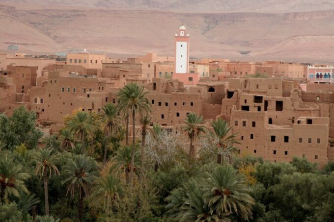 From Ouarzazate: Todra Gorges and 1000 Casbahs Road Day Tour - Todra Gorges and Rock Climbing