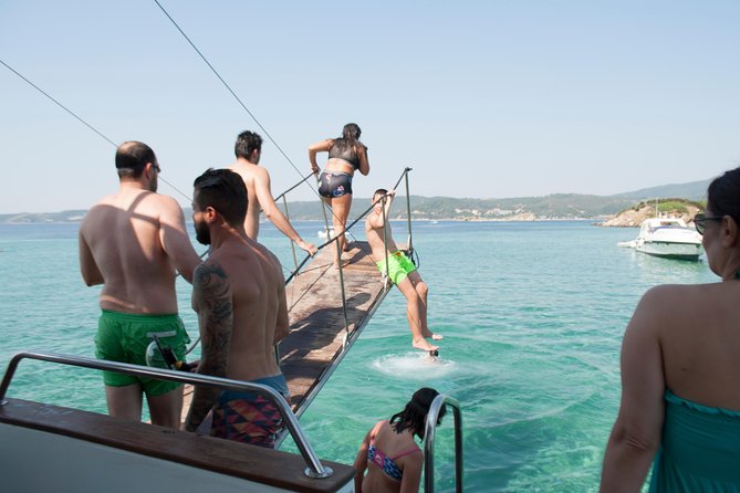From Ouranoupolis: Two Islands Cruise With Greek Lunch Onboard. - Quick Points