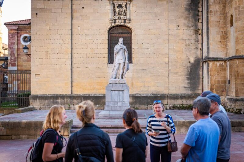 From Oviedo: Half-Day Camino De Santiago Hike - Exploring Oviedos Cathedral
