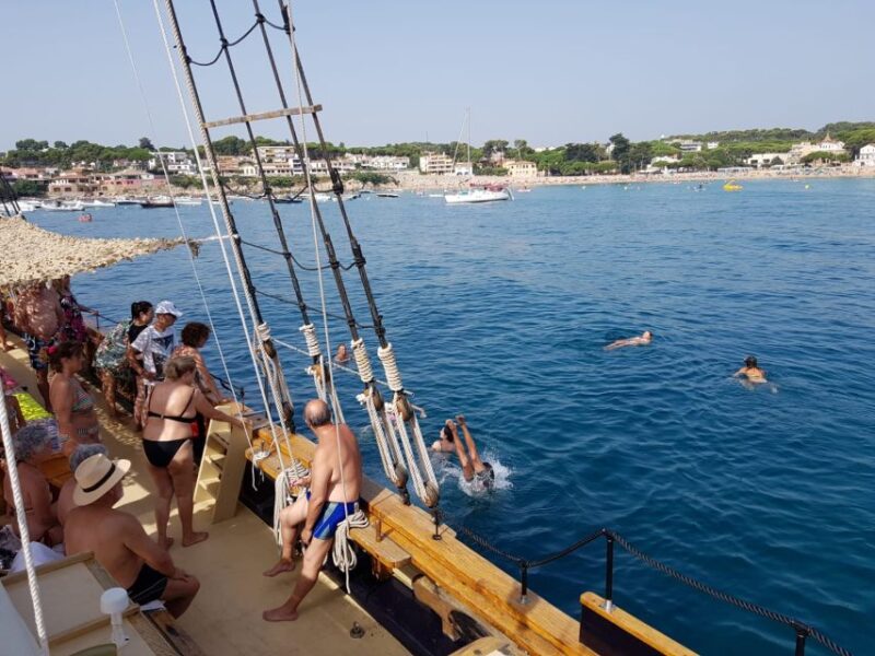 From Palamós: Southern Coast Sailing Tour - Itinerary Details