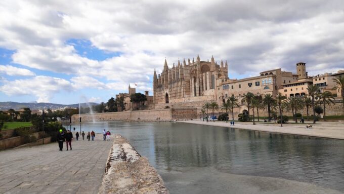 From Palma: Full Day Mallorca Tour With a Professional Guide - Tour Inclusions and Highlights