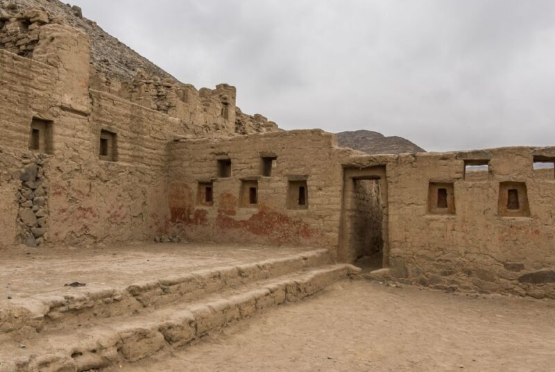 From Paracas: Ballestas Islands and Tambo Colorado Tour - Included in the Tour