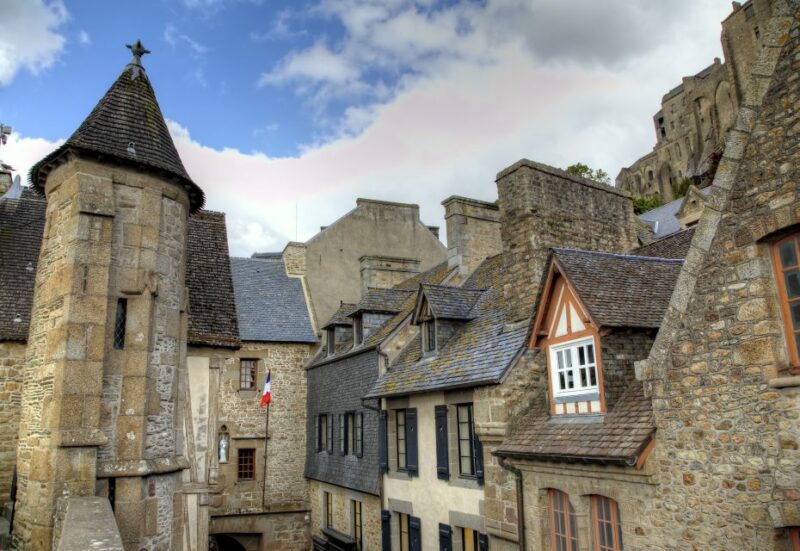 From Paris: 2-Day Normandy & Brittany Tour - Day 2: Caen to Paris