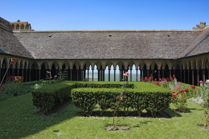 From Paris, Enchanting Mont St Michel Private Tour - Frequently Asked Questions