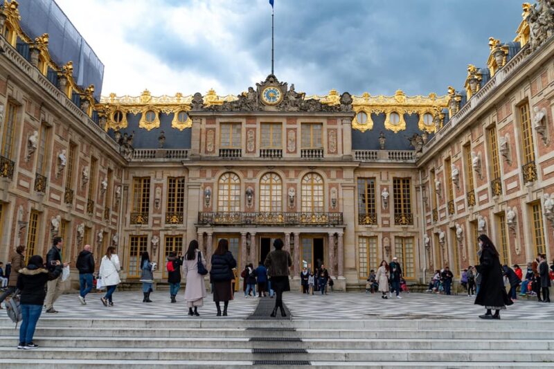 From Paris: Full Day in Giverny & Versailles - Private Tour - Guided Experience