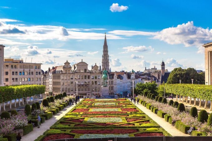 From Paris: Guided Day Trip to Brussels and Bruges - Important Reminders