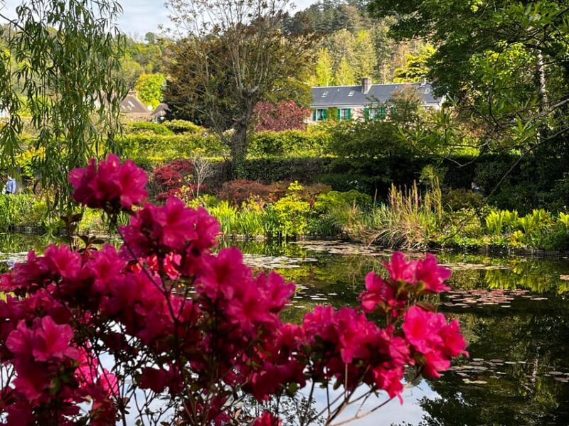 From Paris : Half Day GIVERNY on a PRIVATE TOUR - Accessibility and Group Experience