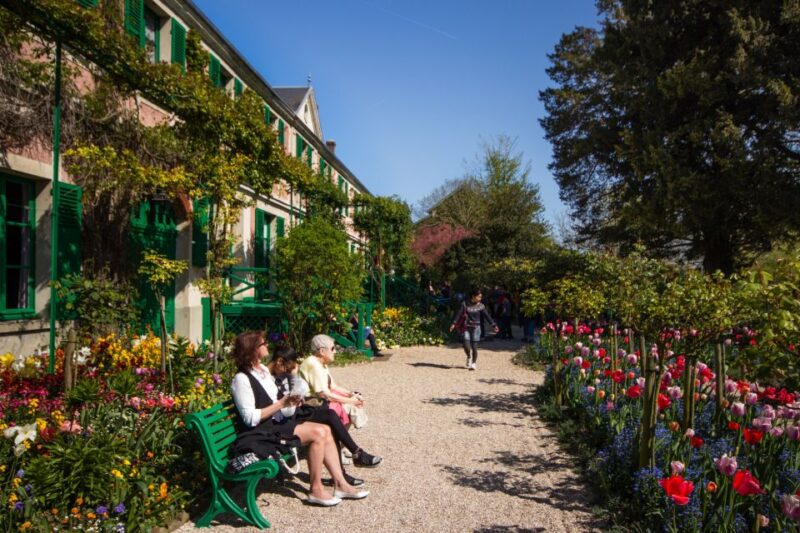 From Paris: Monet Garden & Giverny Bike Tour and Picnic Stop - Meeting Point and Accessibility