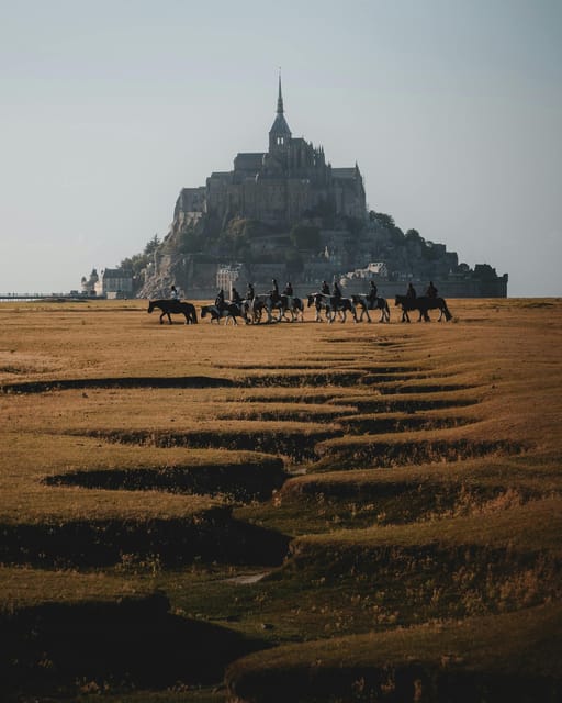 From Paris: Mont Saint Michel Private Day Tour - Itinerary and Experience