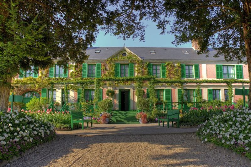 From Paris: Private Day Trip to Giverny and Auvers Sur Oise - Just The Basics