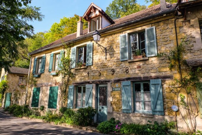 From Paris: Private Day Trip to Giverny and Auvers Sur Oise - Visiting Van Goghs Final Haunt