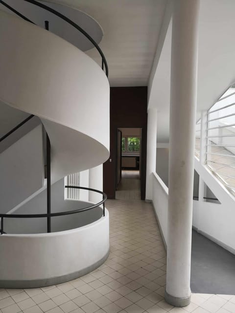 From Paris : PRIVATE TOUR - Villa Savoye - Le Corbusier - Cancellation and Refund Policy