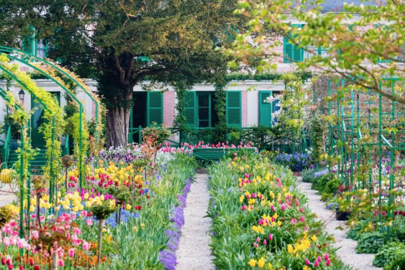 From Paris: Private Trip to Giverny, Monets House & Museum - Visiting the Museum of Impressionism