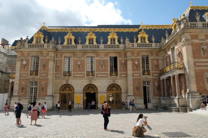 From Paris: Versailles Palace and Gardens Guided Day Trip - Booking and Cancellation Policy