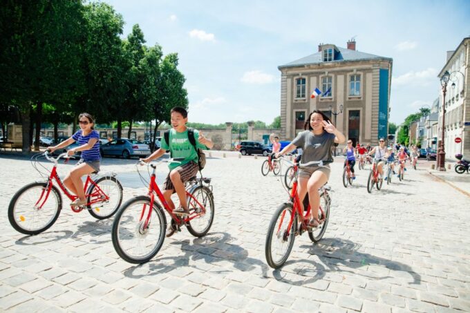 From Paris: VIP Versailles Bike Tour & Kings Apartment Tour - The Splendor of King Louis XVIs Apartments