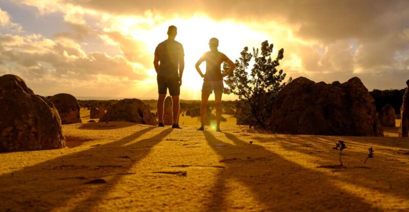 From Perth: Pinnacles Sunset and Stargazing Tour With Dinner - Key Points