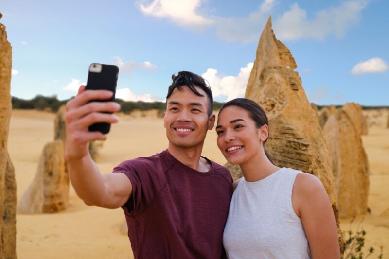 From Perth: Pinnacles Sunset and Stargazing Tour With Dinner - Nambung National Park