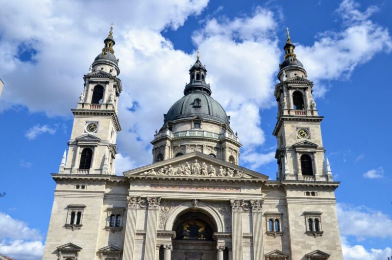 From Pest to Buda Your Essential Tour With a Local Guide - Key Points