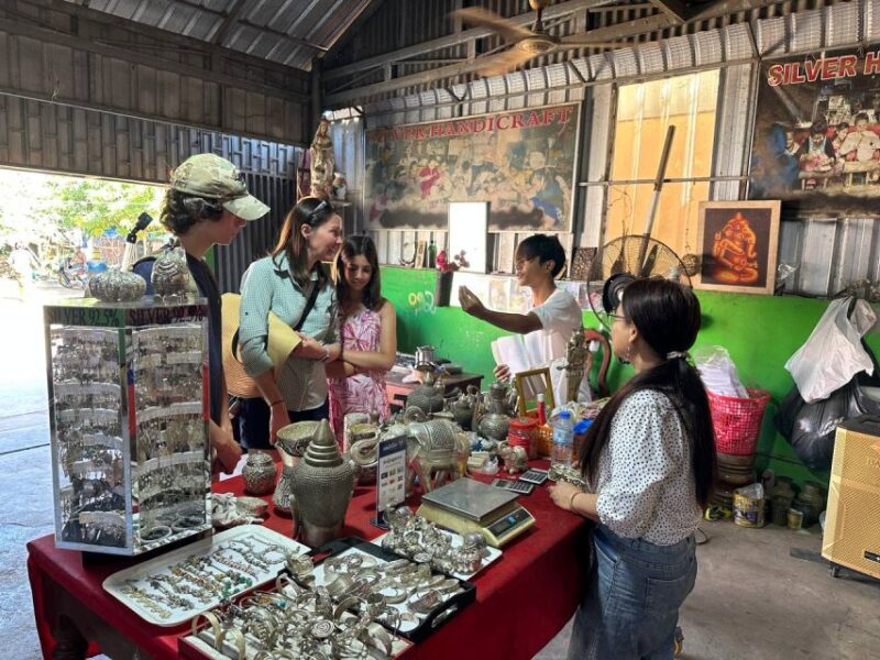 From Phnom Penh: Oudong Stupas & Silver Smith Village - Customer Feedback