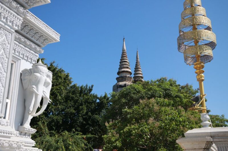 From Phnom Penh: Oudongk Mountain and Koh Chen Island Tour - Inclusions