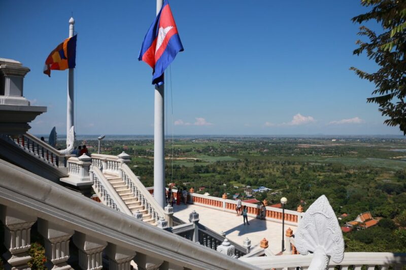 From Phnom Penh: Oudongk Mountain and Koh Chen Island Tour - Important Information