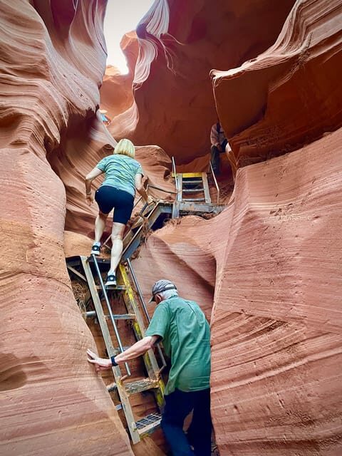 From Phoenix: Antelope Canyon & Horseshoe Bend Day Trip - FAQs