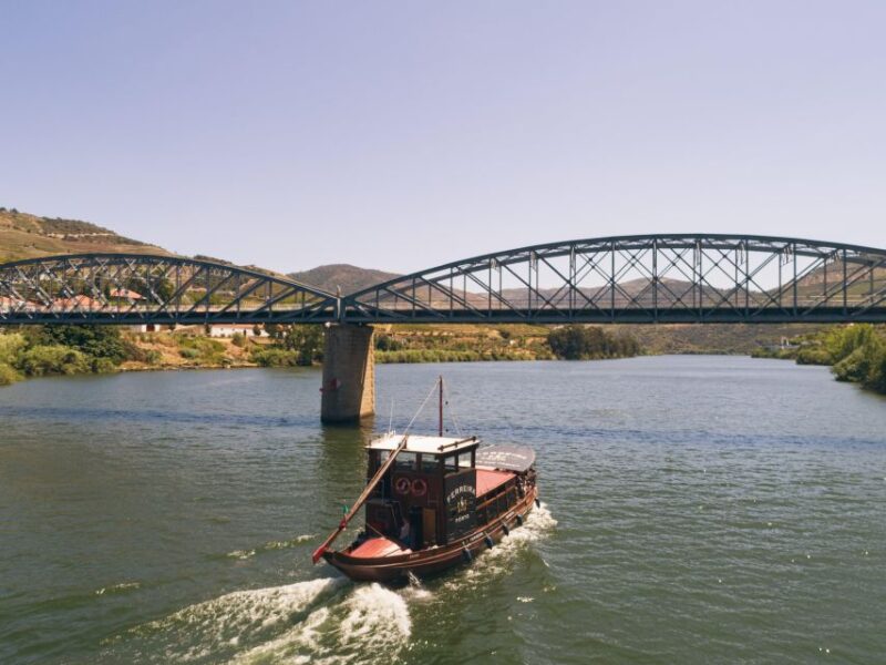 From Pinhão: Douro Valley Rabelo Boat Tour With Audio Guide - Itinerary and Main Sites