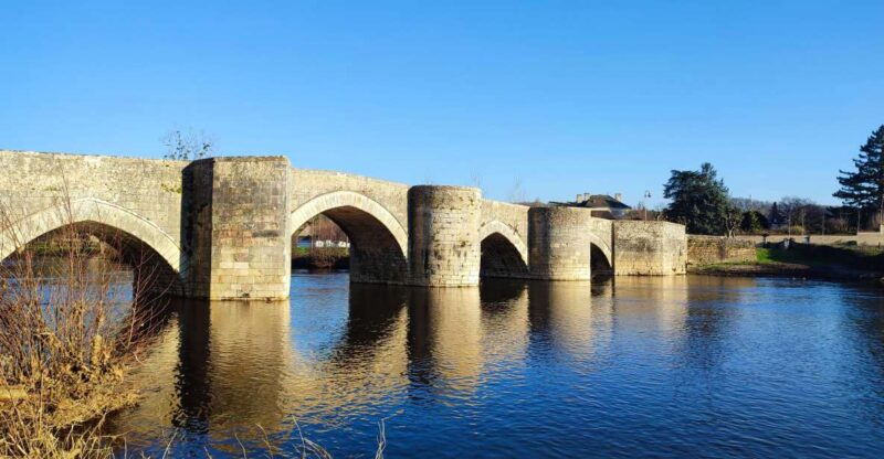 From Poitiers: Private Tour of Saint-Savin - Tour Highlights