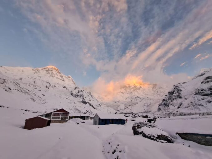 From Pokhara: 6 Day Annapurna Base Camp Trek Amazing Trek - Weather and Seasons